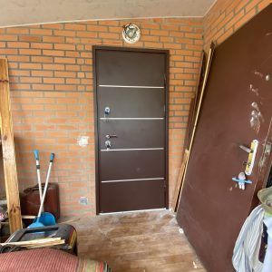 Стріт браун Вулиця street-brown-vul фото